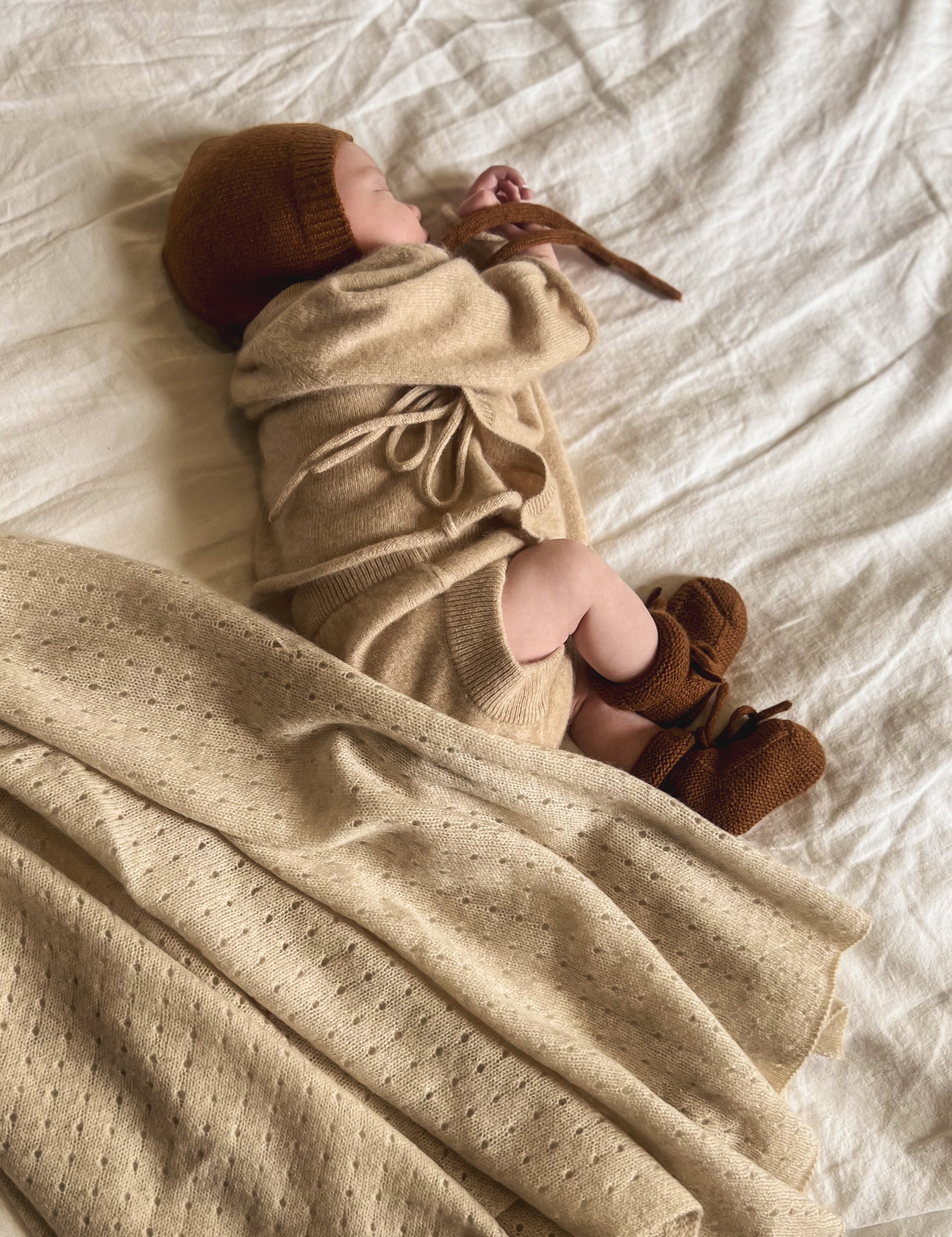 The heritage cashmere bootie terracotta