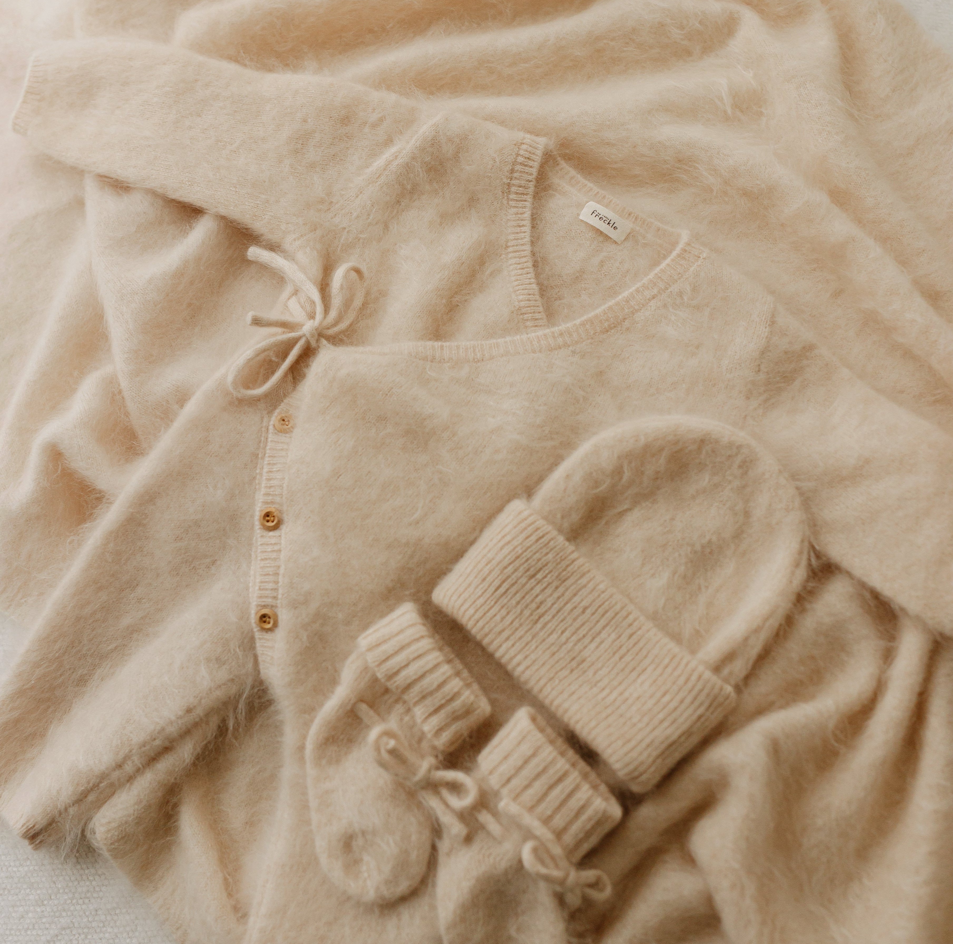 Brushed Cashmere Complete Gift Set