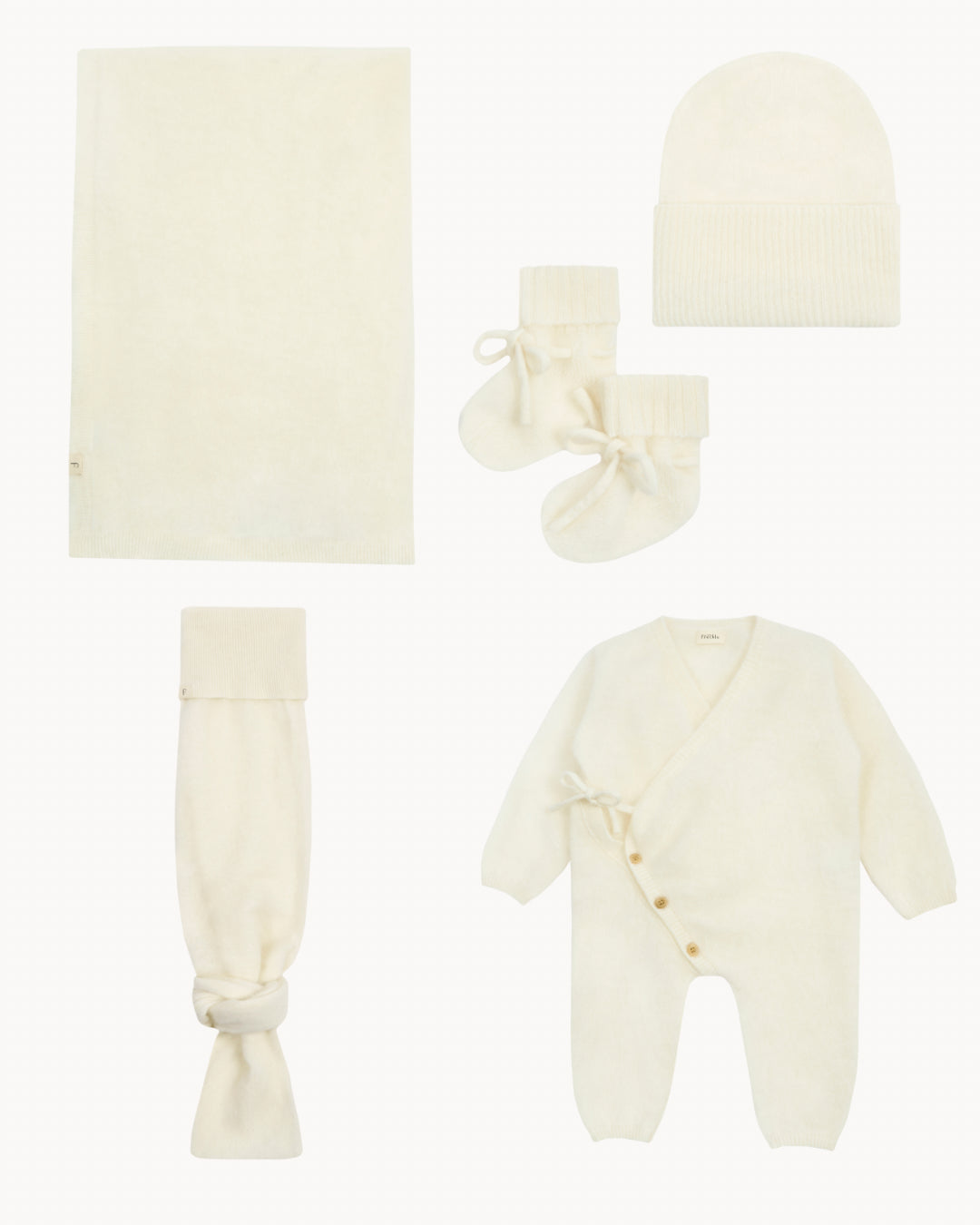 Brushed Cashmere Welcome Home Gift Set White