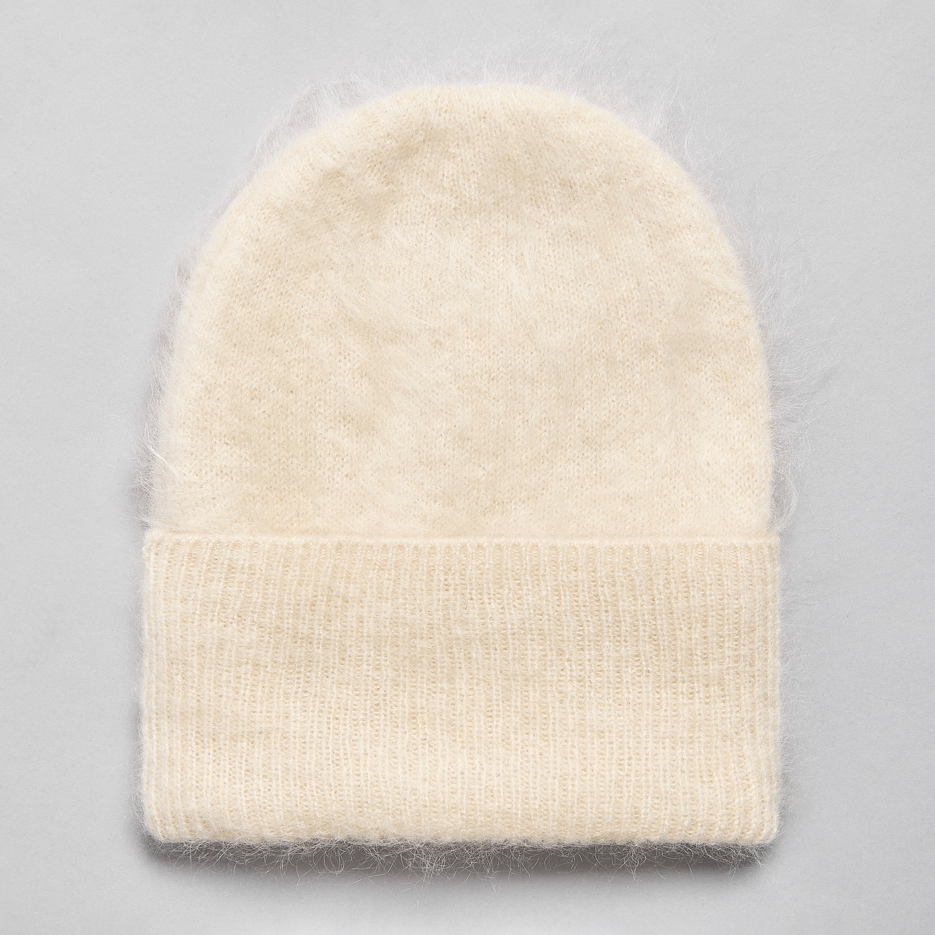 Brushed Cashmere Beanie Hat Beige