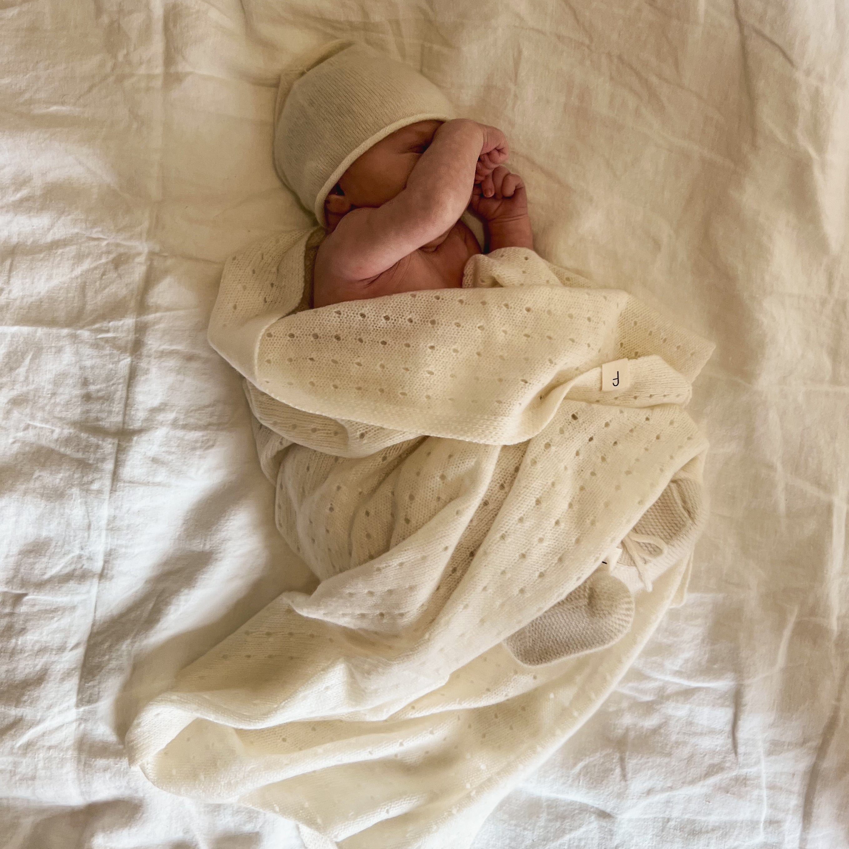 Cashmere Blanket Gift Set